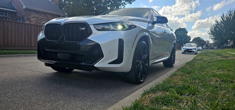 White BMW X6 M after detail